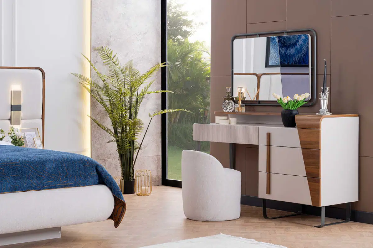 LINA SONSUZ GİYİNME ODASI