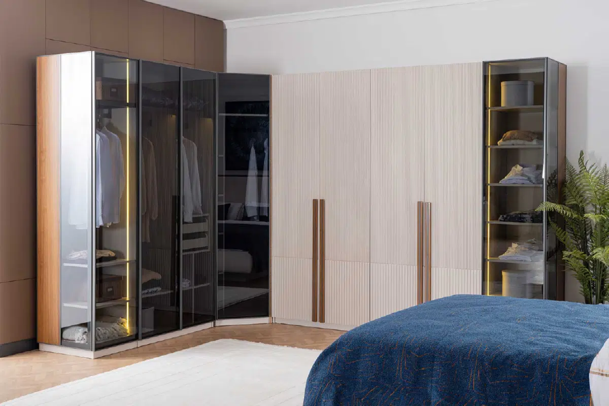 LINA SONSUZ GİYİNME ODASI